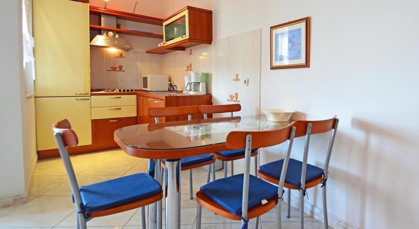 Amazing Apartment In Rovinj With Wifi 객실 사진