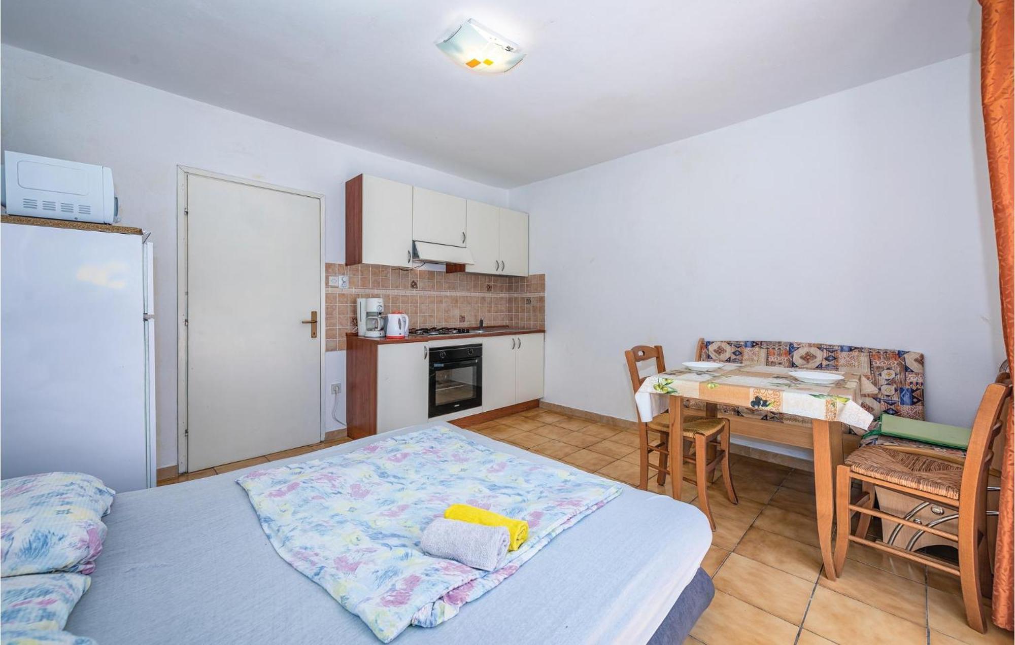 Amazing Apartment In Rovinj With Wifi 외부 사진
