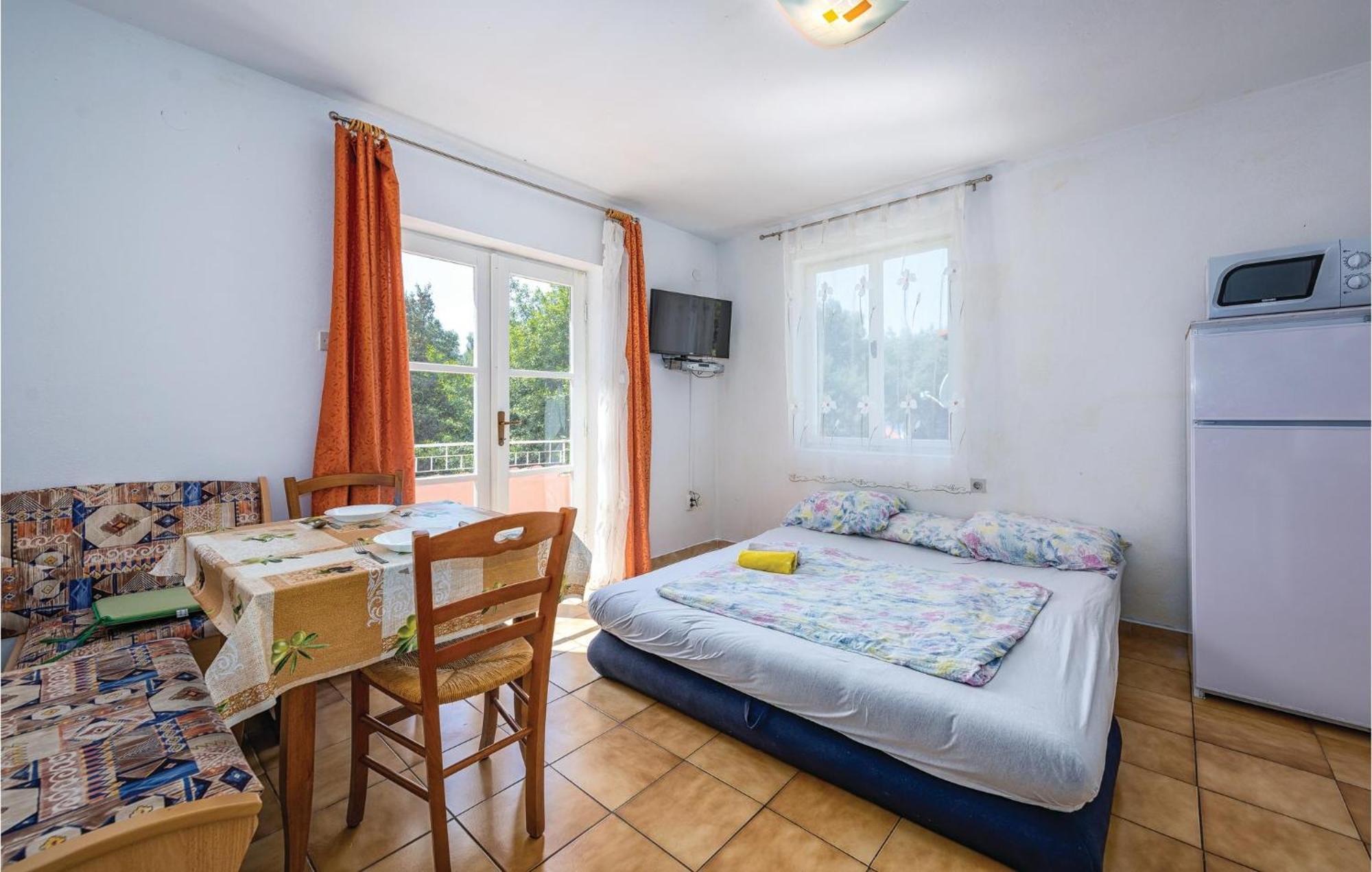 Amazing Apartment In Rovinj With Wifi 외부 사진