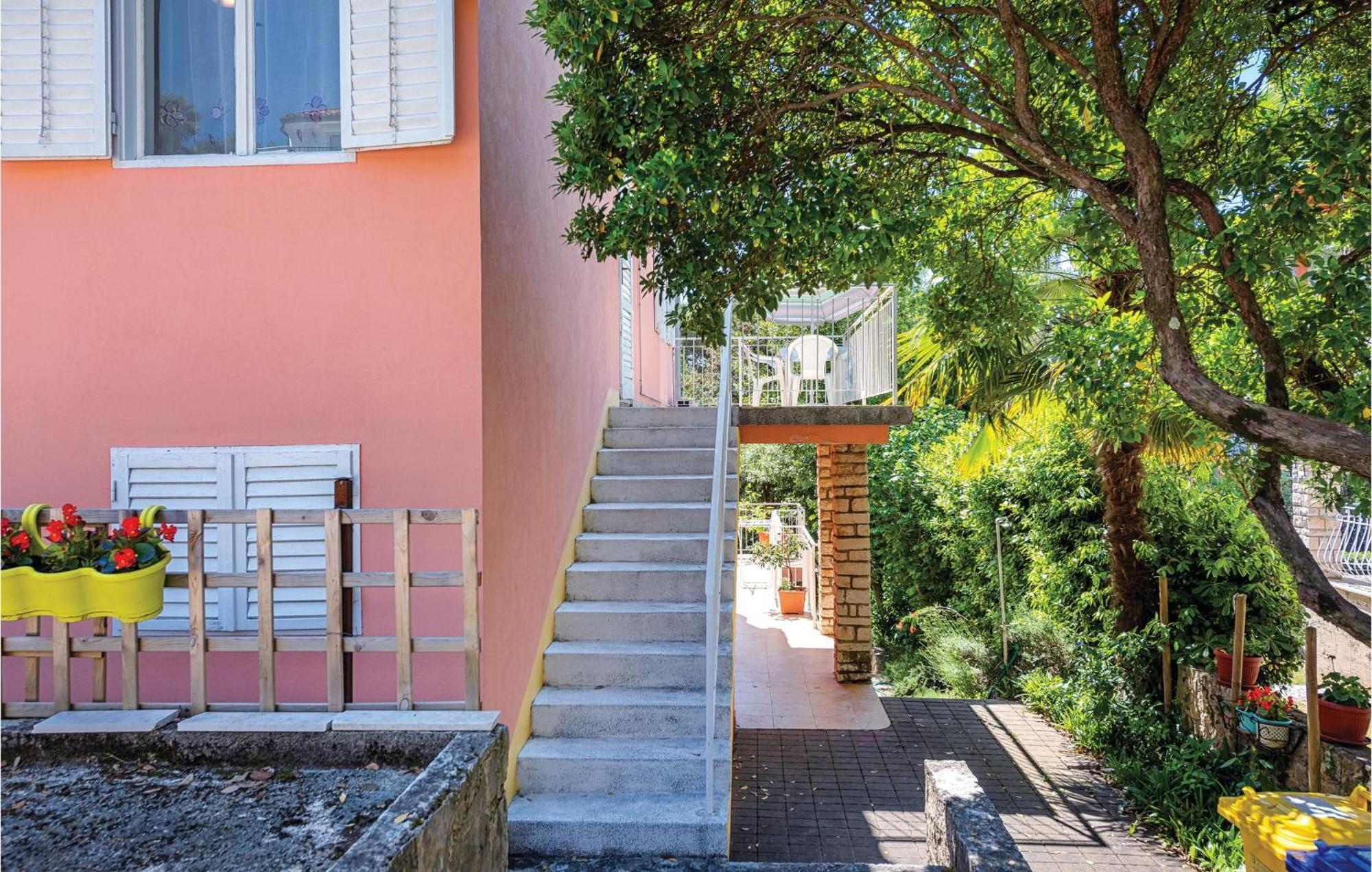 Amazing Apartment In Rovinj With Wifi 외부 사진