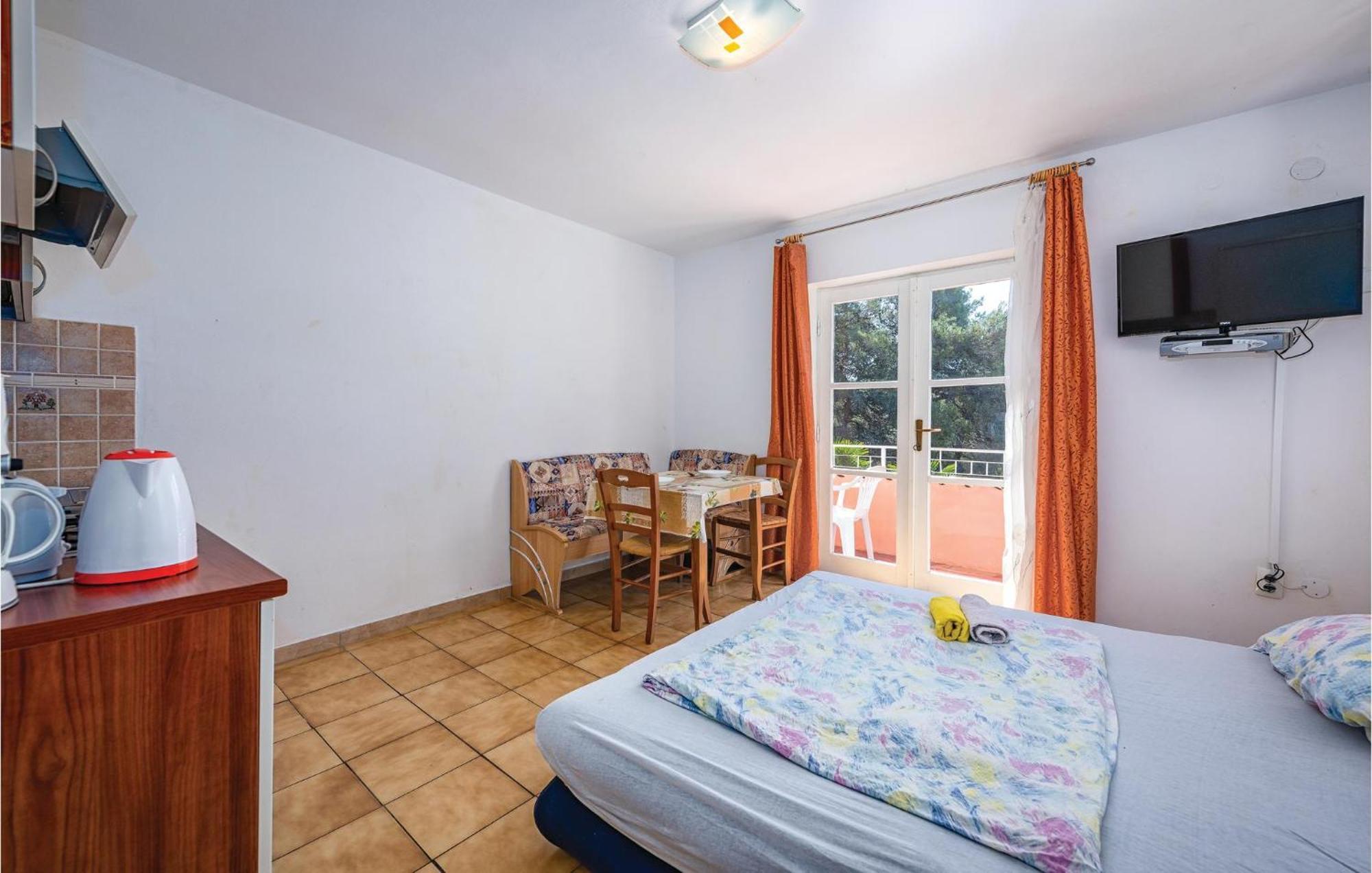 Amazing Apartment In Rovinj With Wifi 외부 사진